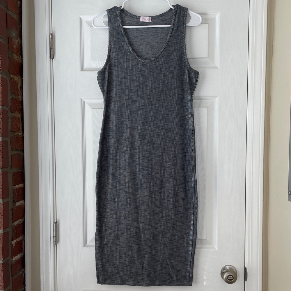 Pink Lilly‎ Grey Ribbed Sleeveless Dress Size Medium